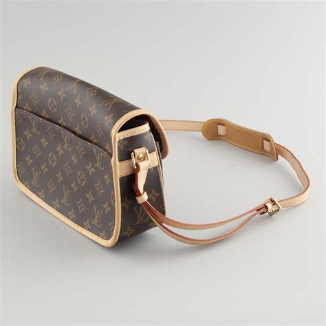 louis vuitton sologne bag